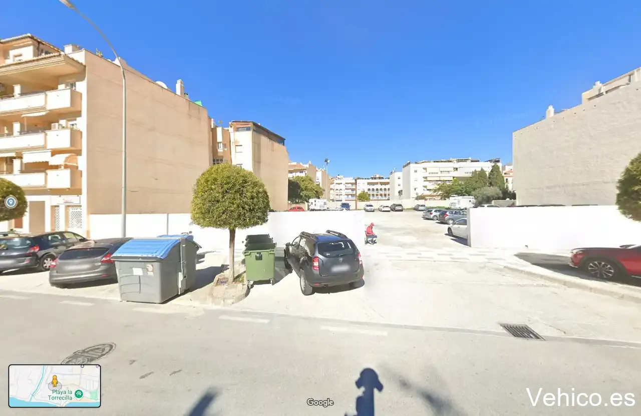 Parking Av. Mediterráneo (Torrecilla Beach)