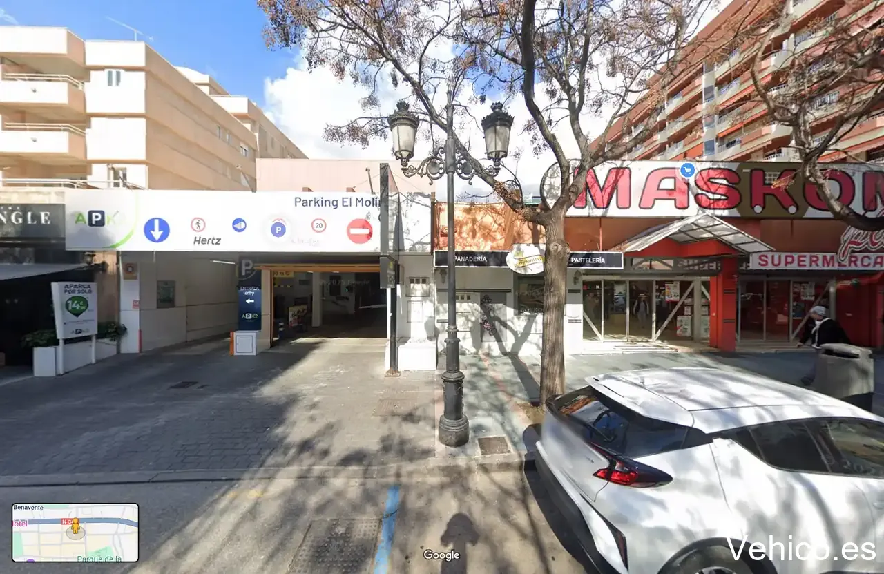 Public parking El Molino
