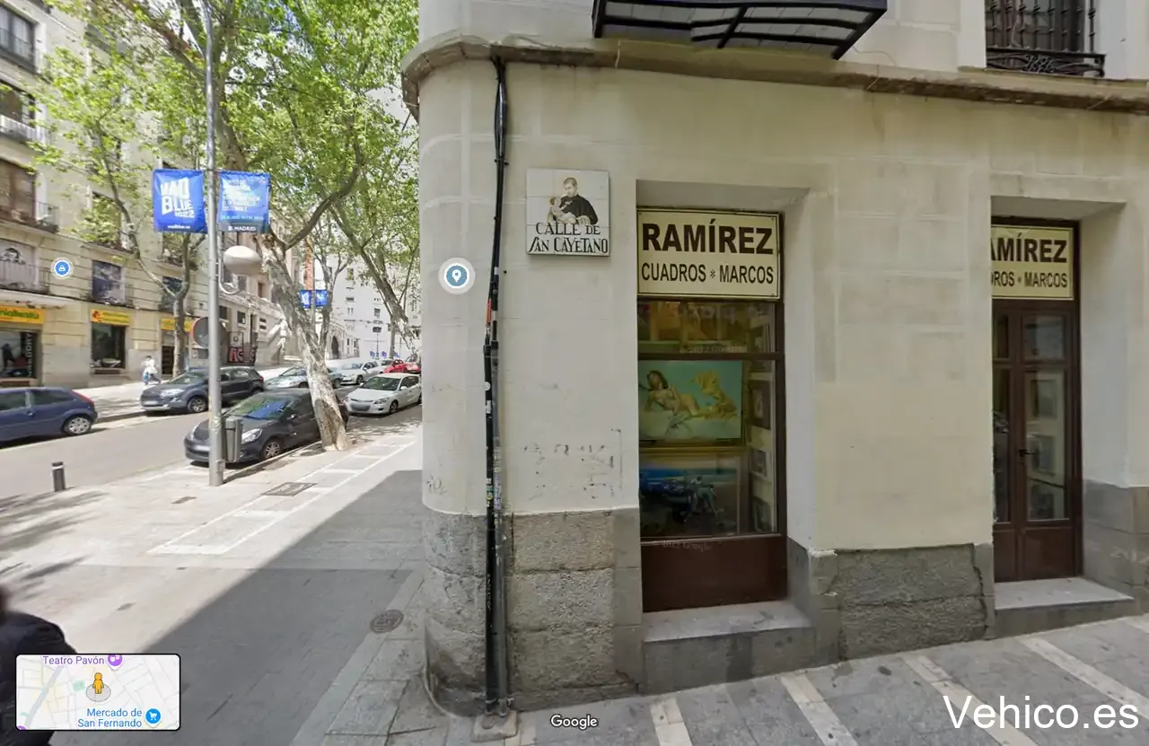 [P] Parking Embajadores - El Rastro