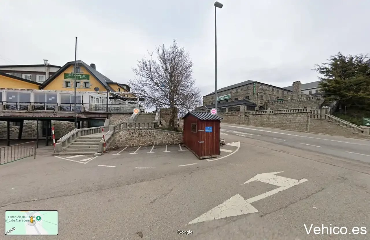 Dos Castillas Parking