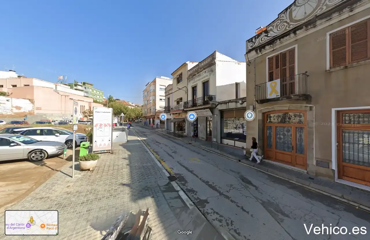Parking plaça trencada