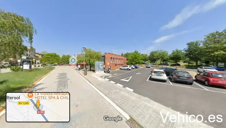 Area sosta y servicios de Autocaravanas 3 plazas