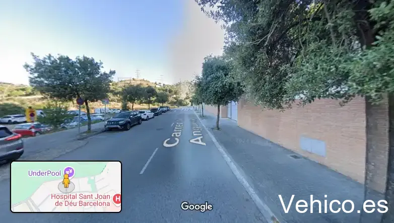 Carrer Josep Anguera i Sala, 21 Parking
