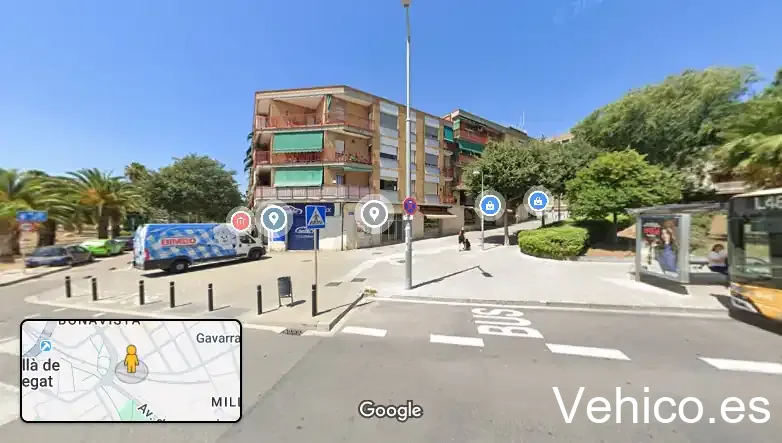 Aparcament de l'antic Camp Municipal de la Via Fèrria de Cornellà