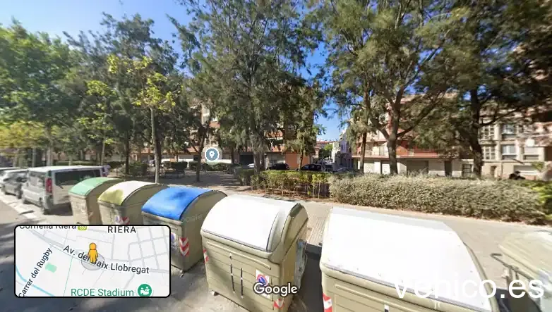 Aparcament públic de l'avinguda del Baix Llobregat