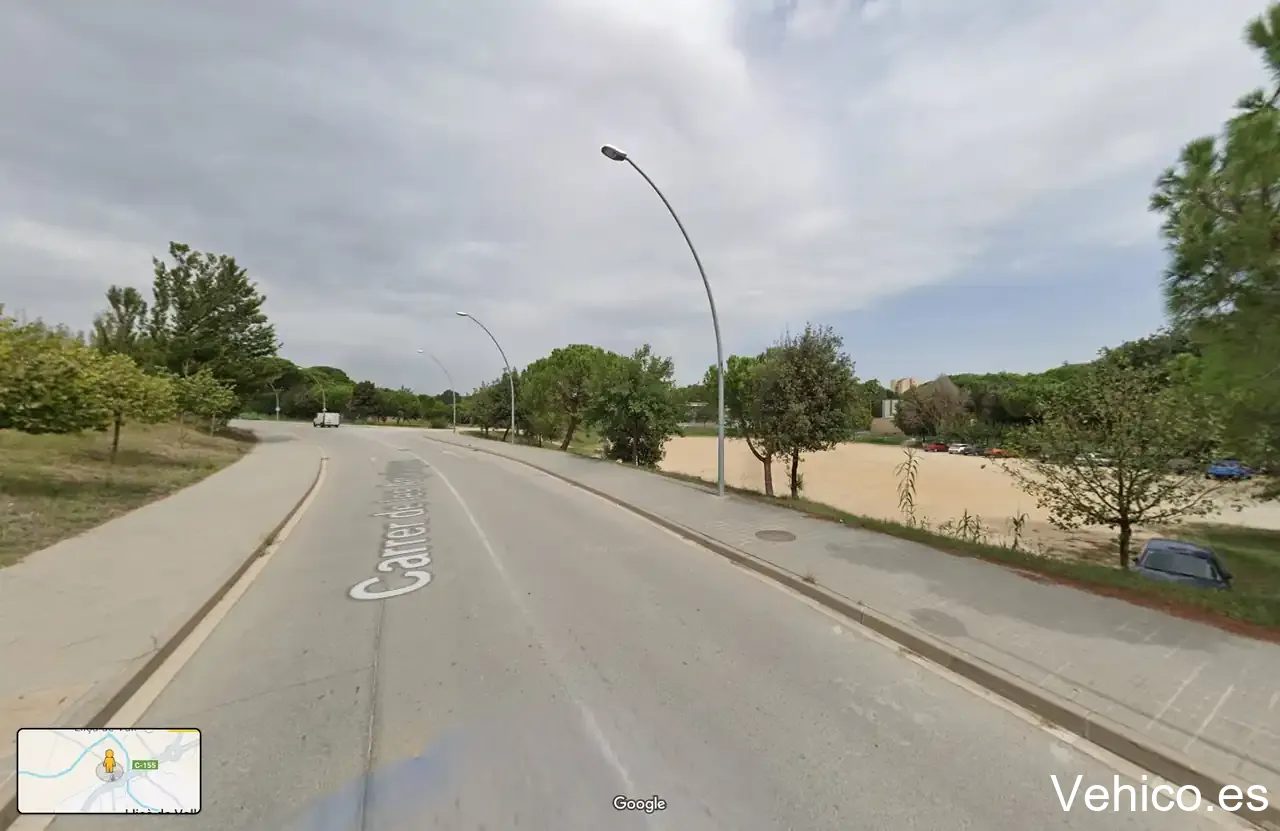 Aparcament de sorra pavelló