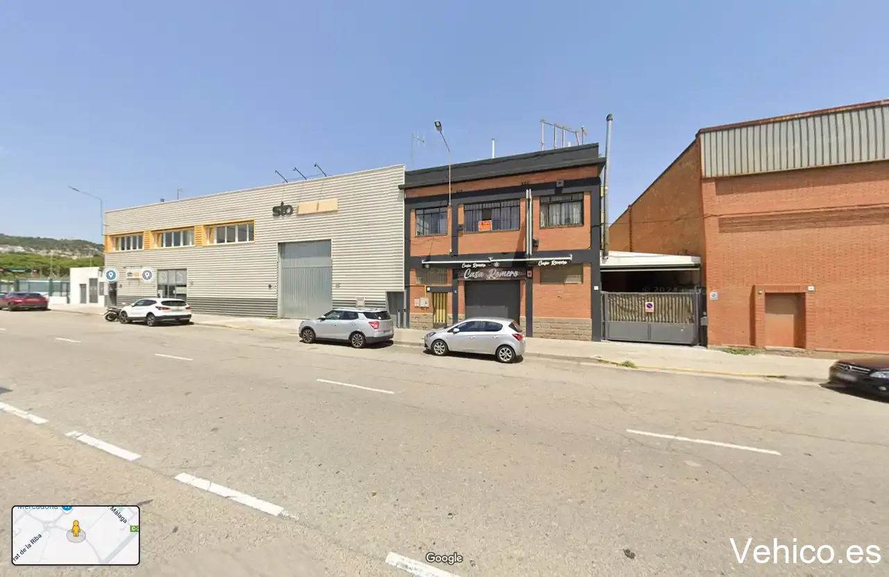 Carrer Riera del Fonollar, 15 Parking