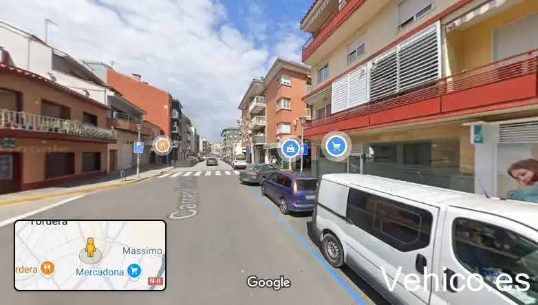[P] Zona d'aparcament reservada per a motos