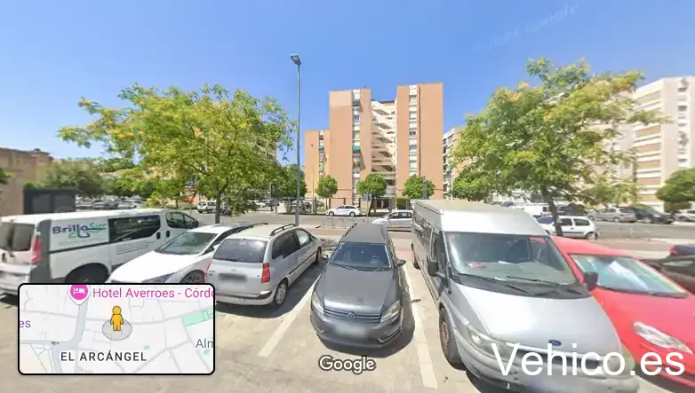 Av. Nuestra Sra. de la Fuensanta, 2 Parking