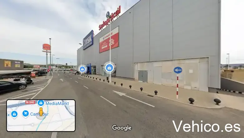 MEDIA CAR ELCHE Taller Car Audio en Alicante. En parking subterráneo debajo de Media Markt. Carplay - AndroidAuto