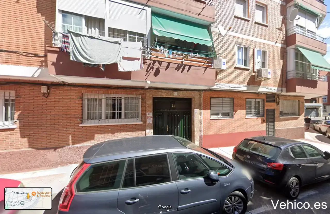 Talleres LGA / Lavado y desinfección de coches / Limpieza de motores