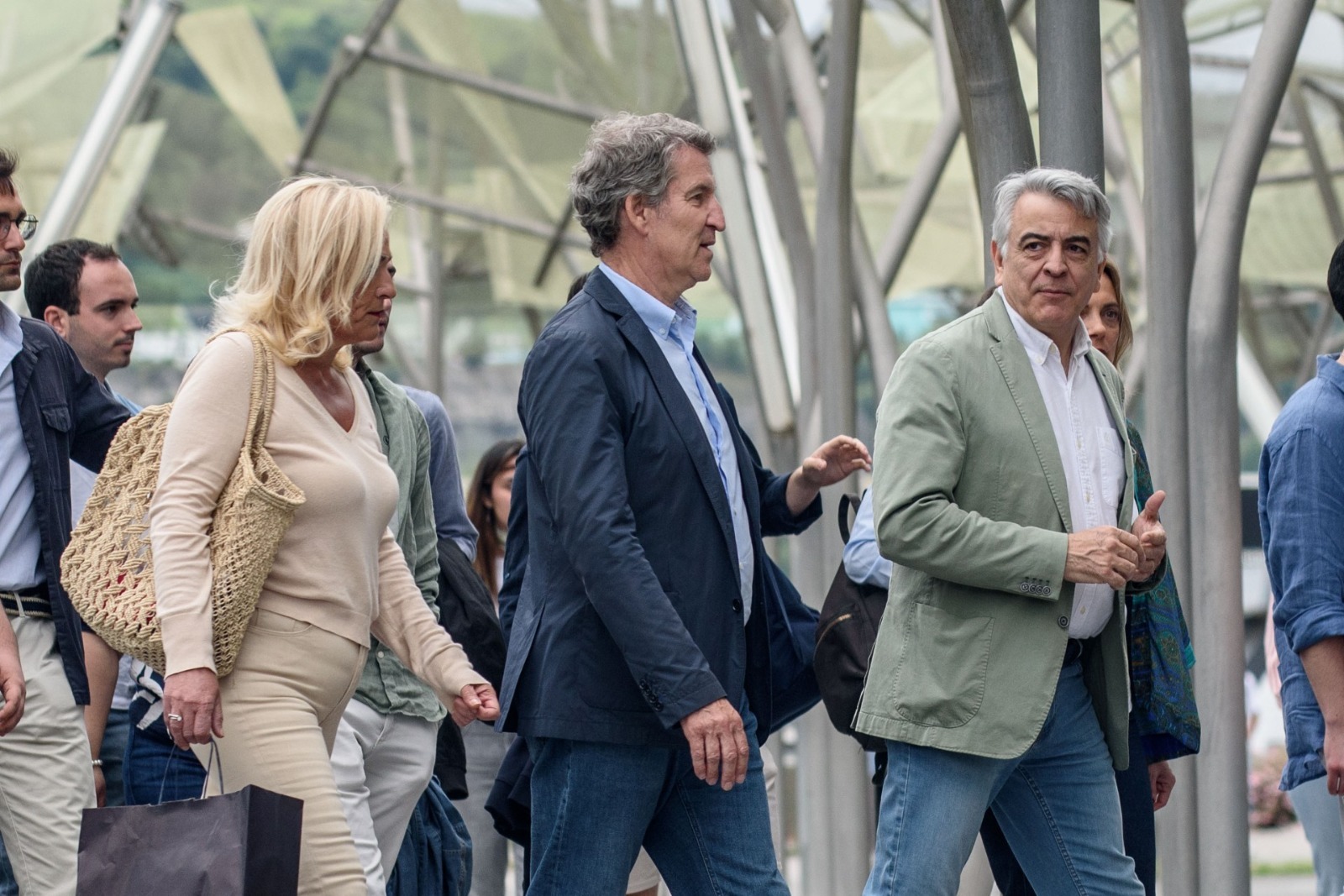 Feijóo y el PP vasco: defensa del euskera sorprende
