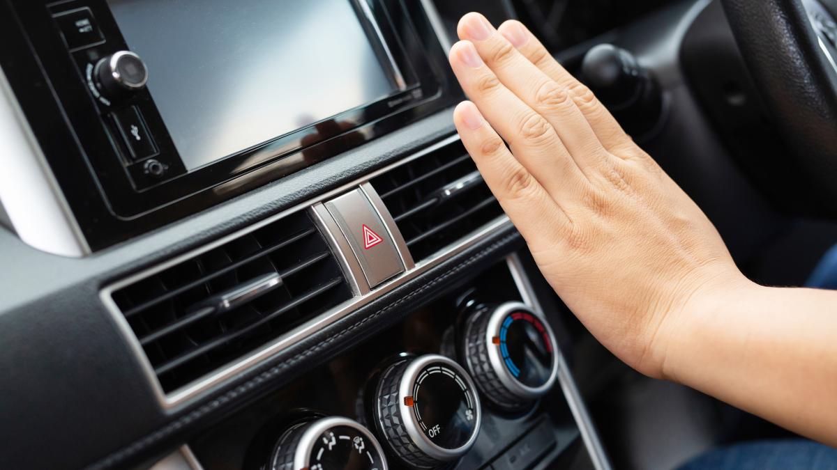 Enfría tu coche rápido: Método japonés sin aire acondicionado