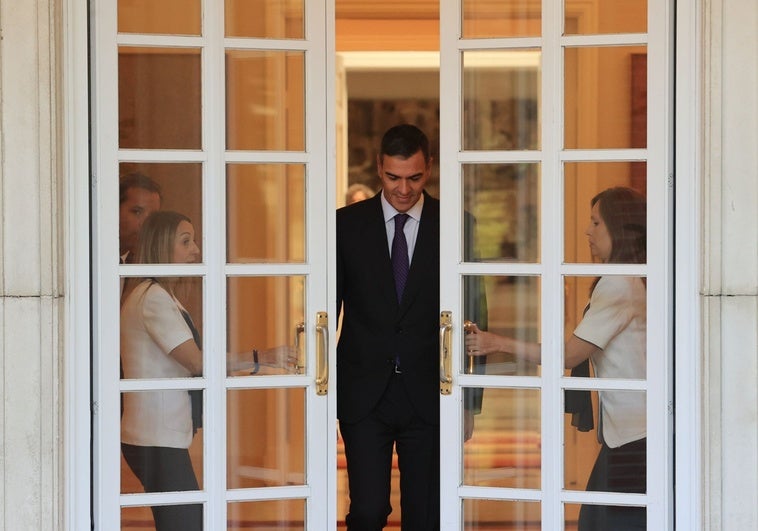 El sorprendente aumento de cargos en el Gobierno de Sánchez