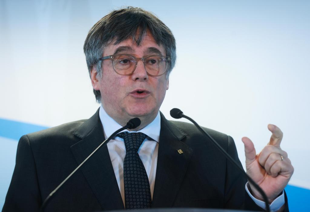 Puigdemont desafía al TC: busca suspender orden de arresto
