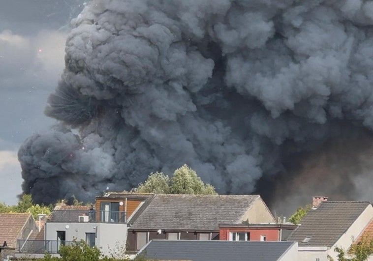 Tomorrowland 2024: ¡El Festival Sigue en Pie Tras Incendio!