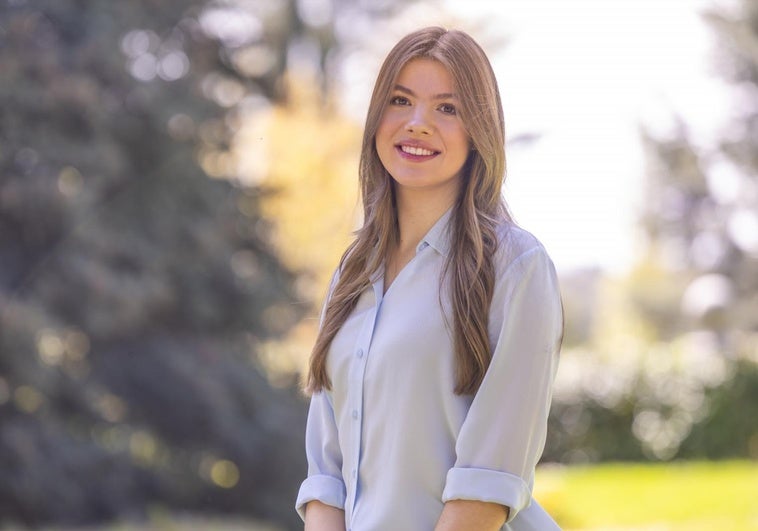 Infanta Sofía: Educación Global en Política y Relaciones