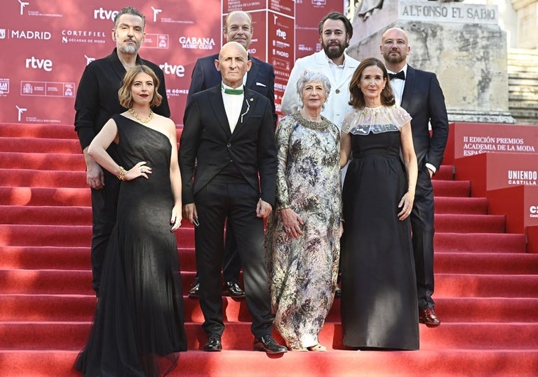 "Triunfadores 2023: Helbig, Hierro y Ecoalf en Moda Española"