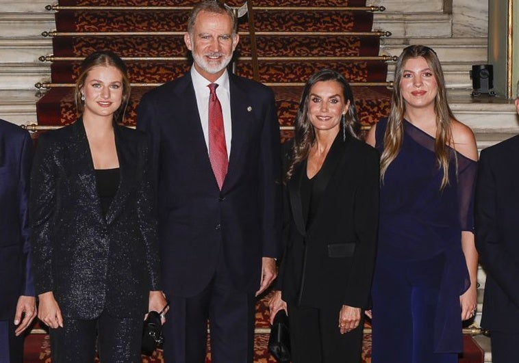 Estilismos Reales: Letizia e Hijas Deslumbran en Girona 2025