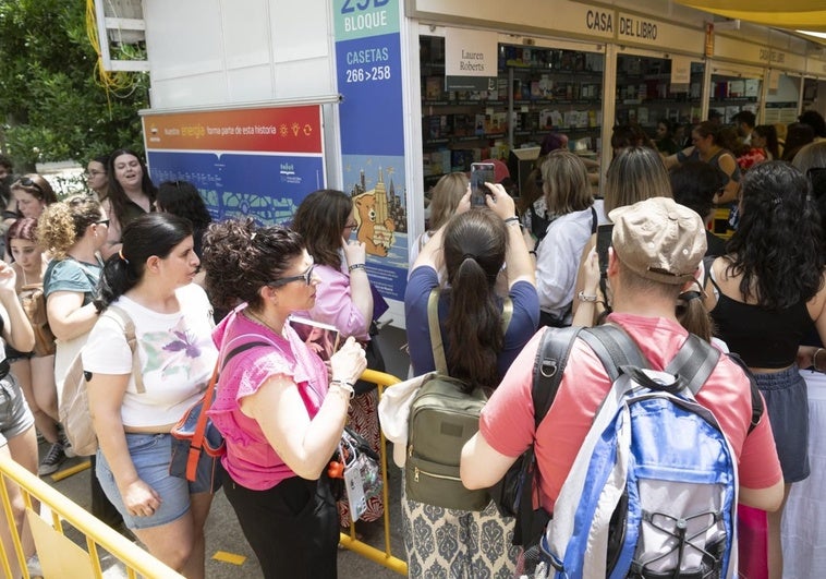 Autores imperdibles hoy en la Feria del Libro de Madrid 2025