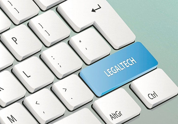 Transformación Legal: Innovaciones Digitales y Futuro del Derecho