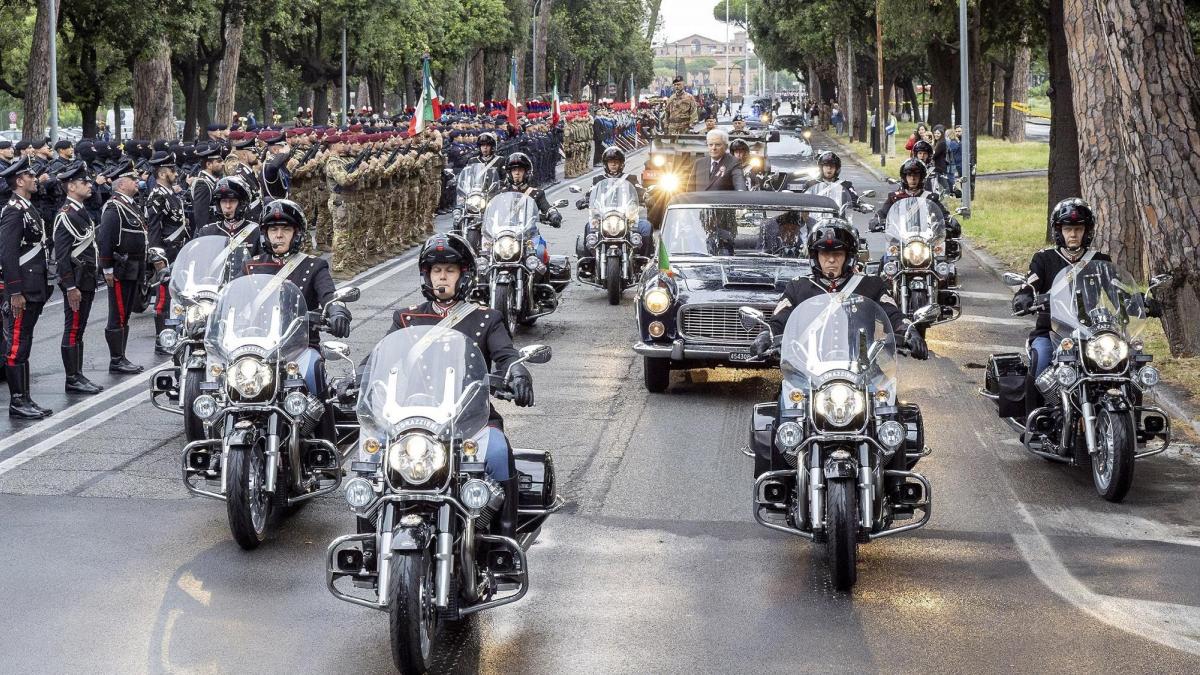Coches presidenciales: Marcas accesibles que sorprenden