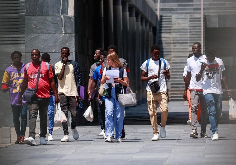 Pozuelo cierra centro de inmigrantes por falta de licencia